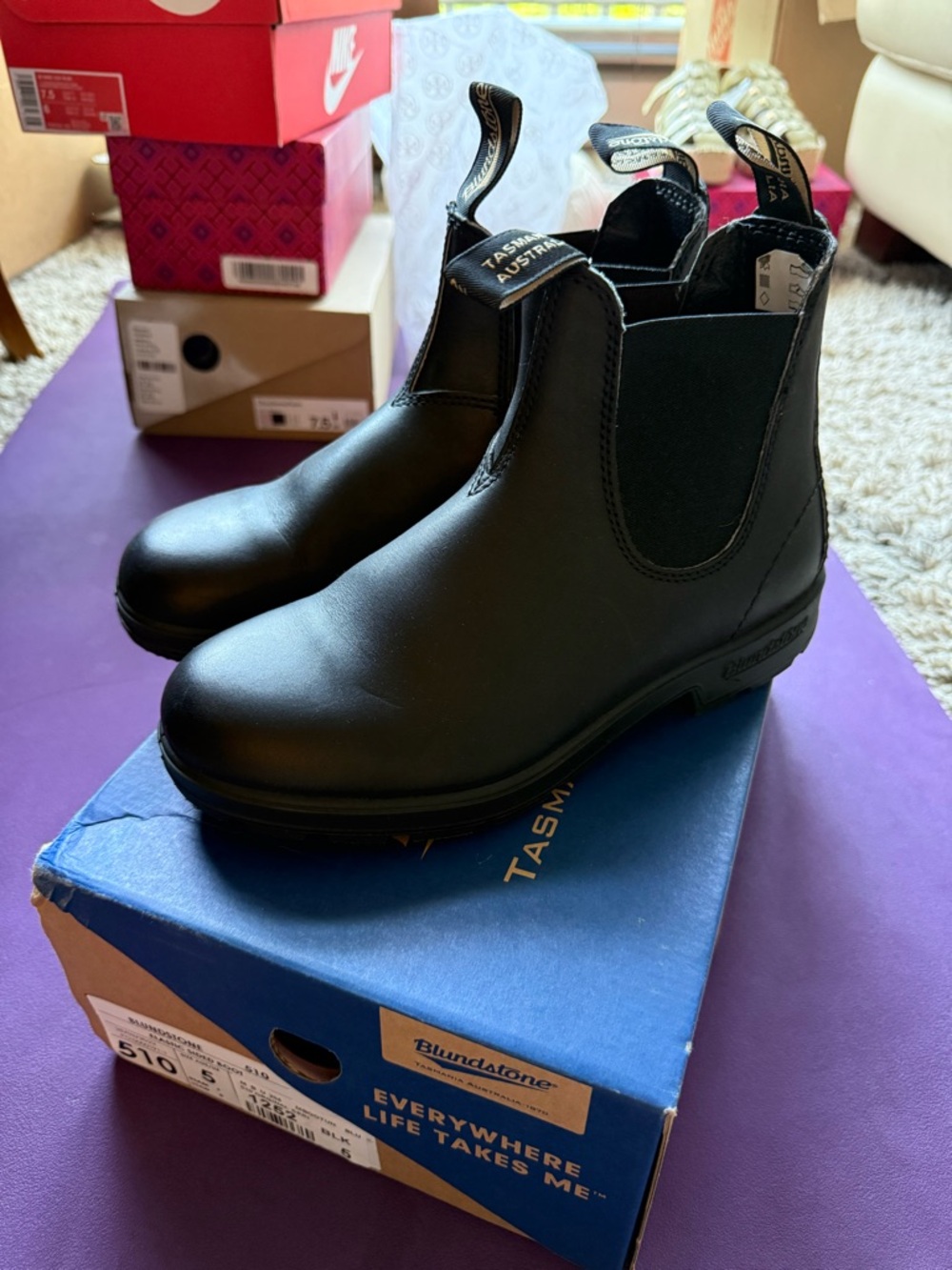 Blundstone Black Chelsea Boots #510
